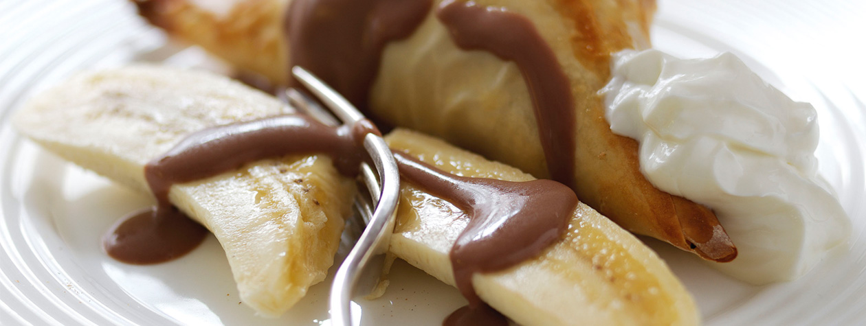 Ricette Samosa di Banana con Salsa di Cioccolato & Yogurt